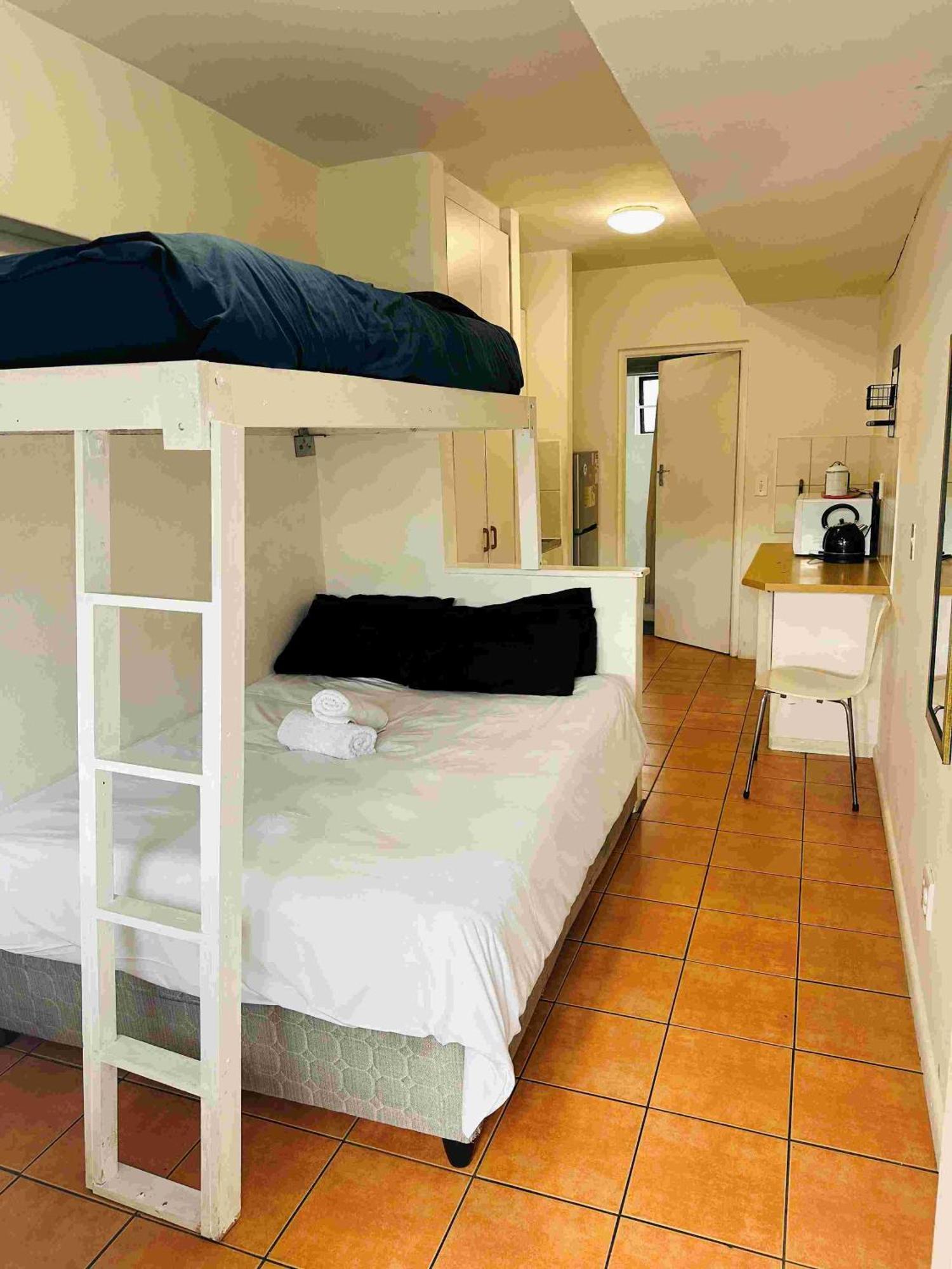Green Elephant Backpackers Cape Town Dış mekan fotoğraf