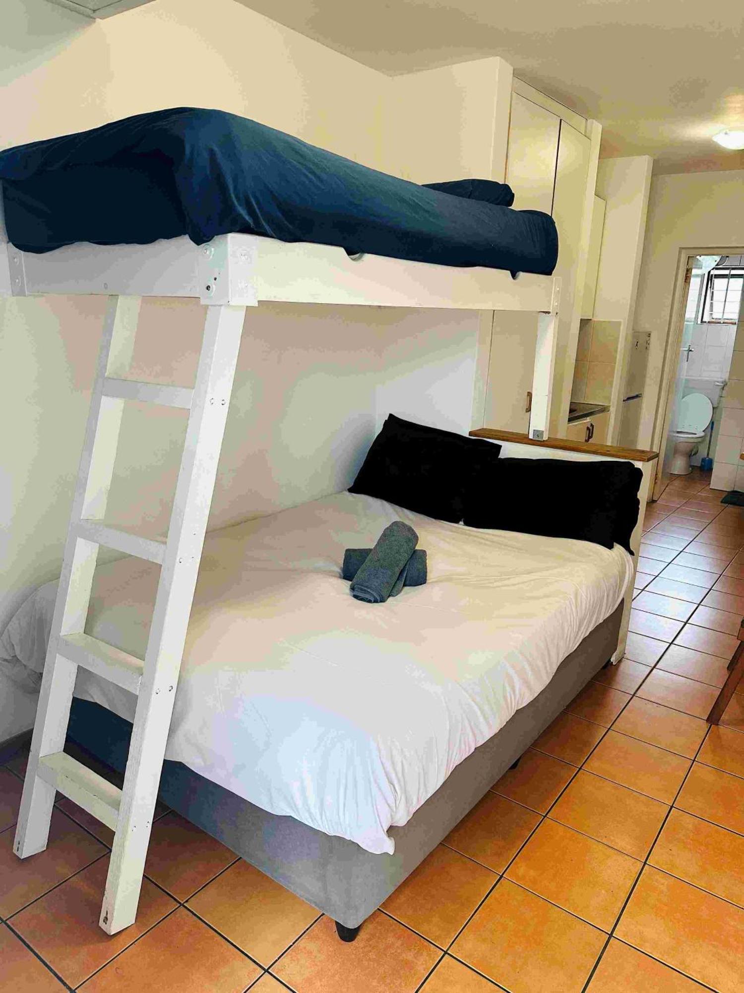 Green Elephant Backpackers Cape Town Dış mekan fotoğraf